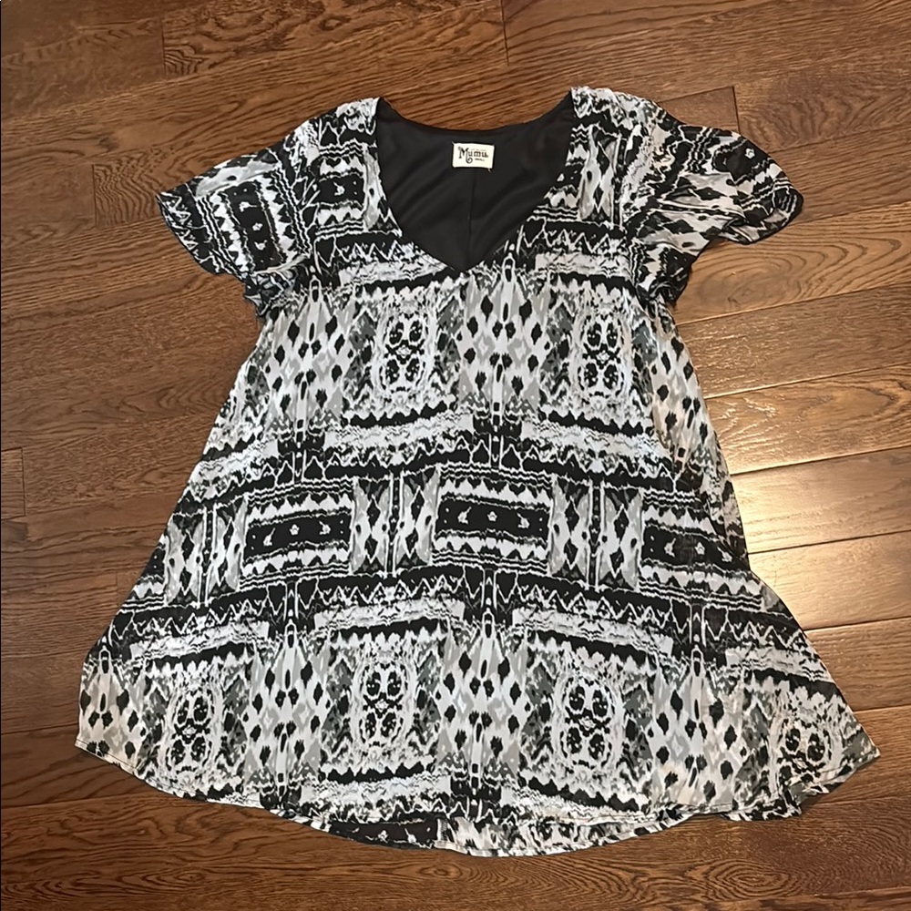 Show Me Your MuMu Monochrome Patterned Top